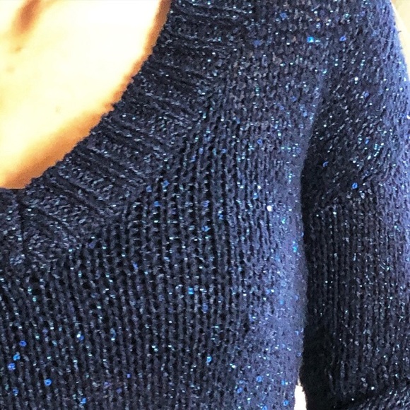 Solddd Outtt - Picture 3 of 4